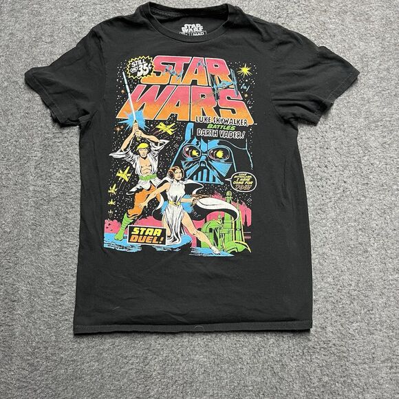 Star Wars Comic Book T Shirt Men's Small Black Graphic Darth Vader Luke Cotton - Picture 1 of 6